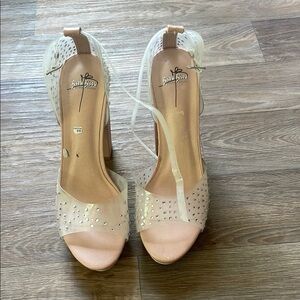 Badgley Mischka Women's Pink Heels